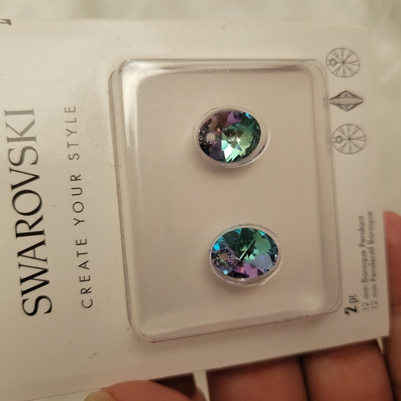 Swarovski Crystal - Picture 2 of 5